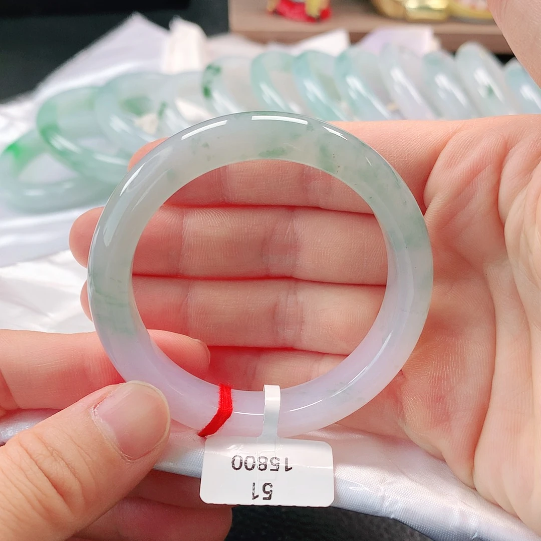 翡翠未镶嵌手镯缅甸A货翡翠手镯