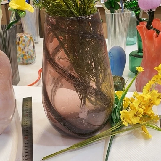 琉璃紫色花瓶高28厘米