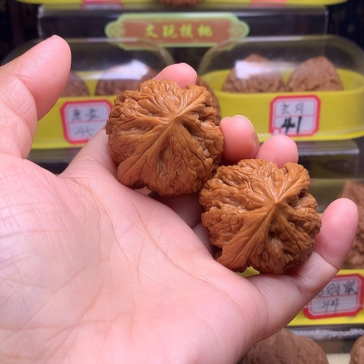 吊坠文玩核桃一**某虎头王