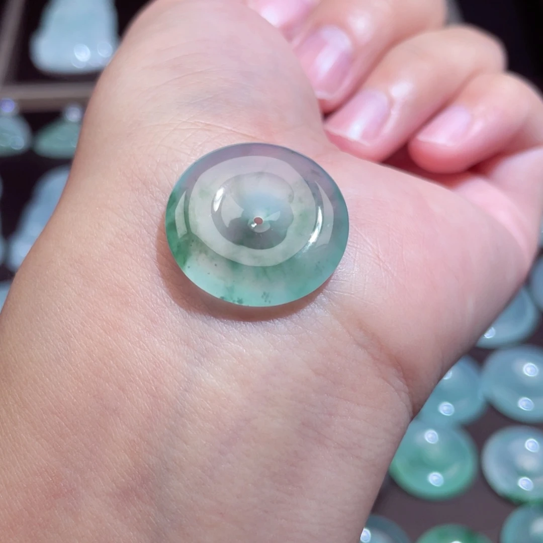 颈饰未镶嵌翡翠扣子