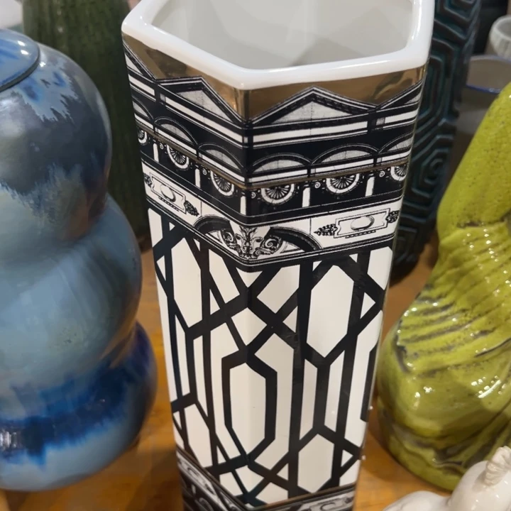 陶瓷花瓶摆件外贸出口（微瑕）