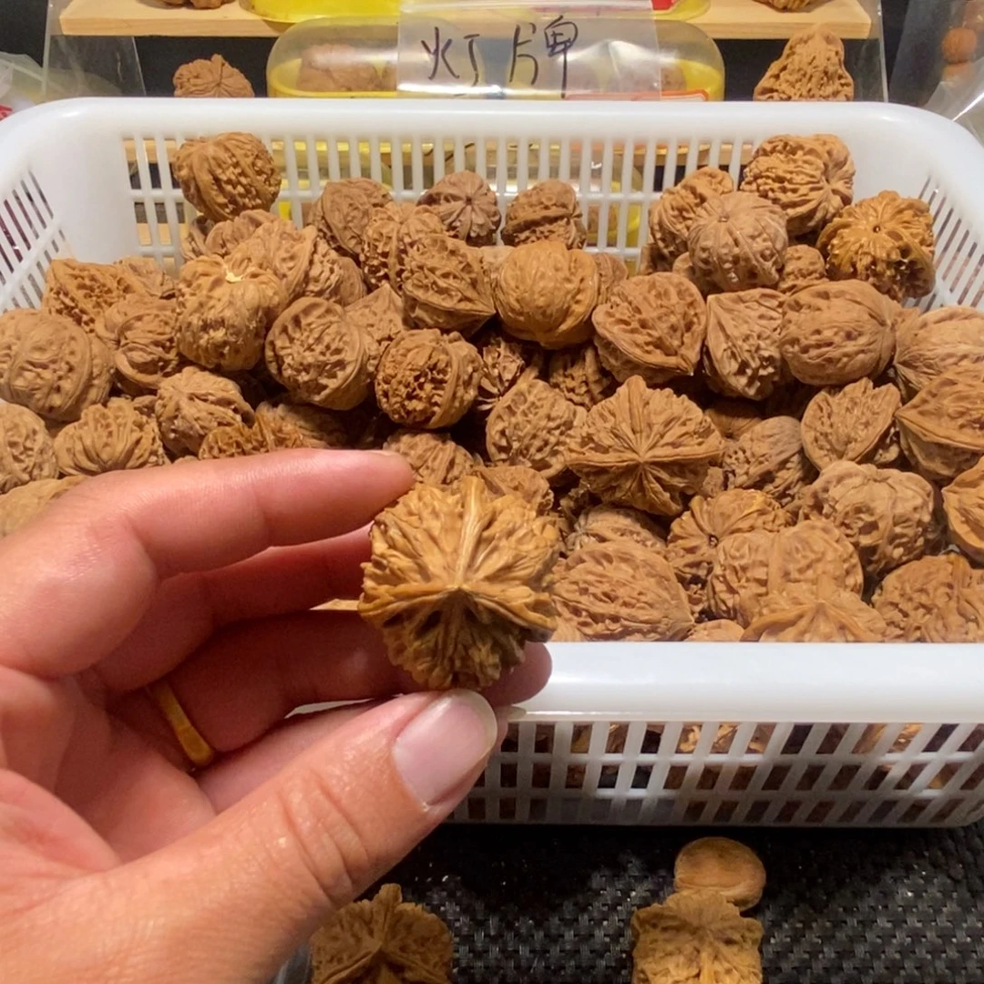 清***人文玩核桃吊坠核桃异形