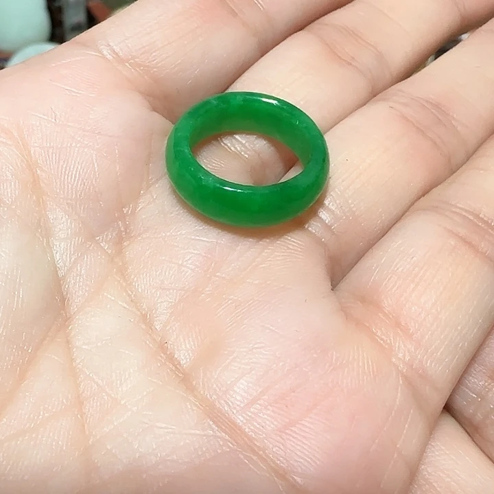 未镶嵌戒指翡翠器物之美戒圈未镶嵌
