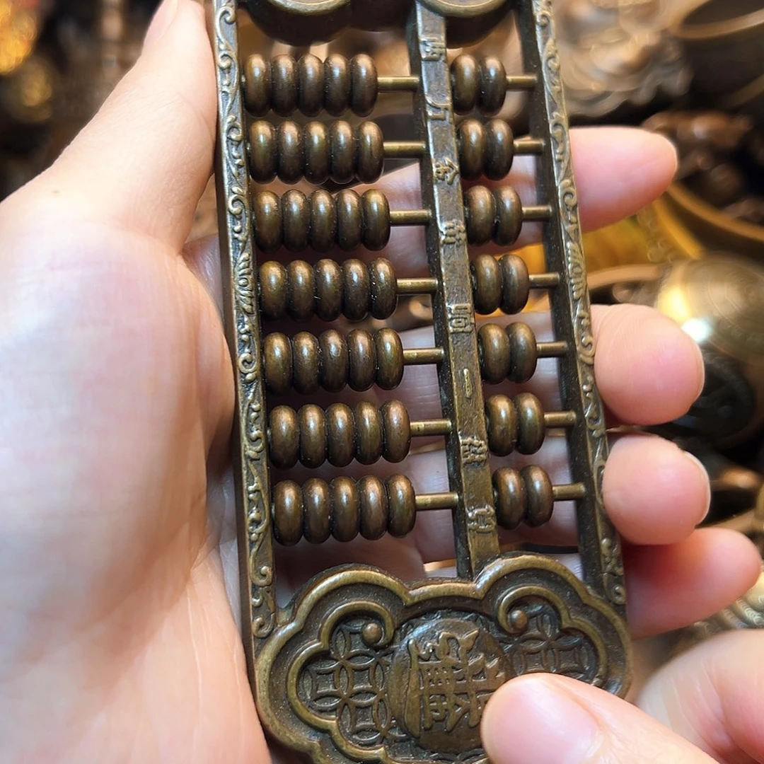 精美铜器工艺品等