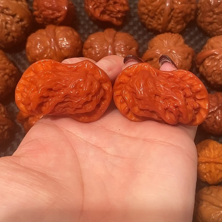 文玩核桃吊坠盘山鸳鸯46