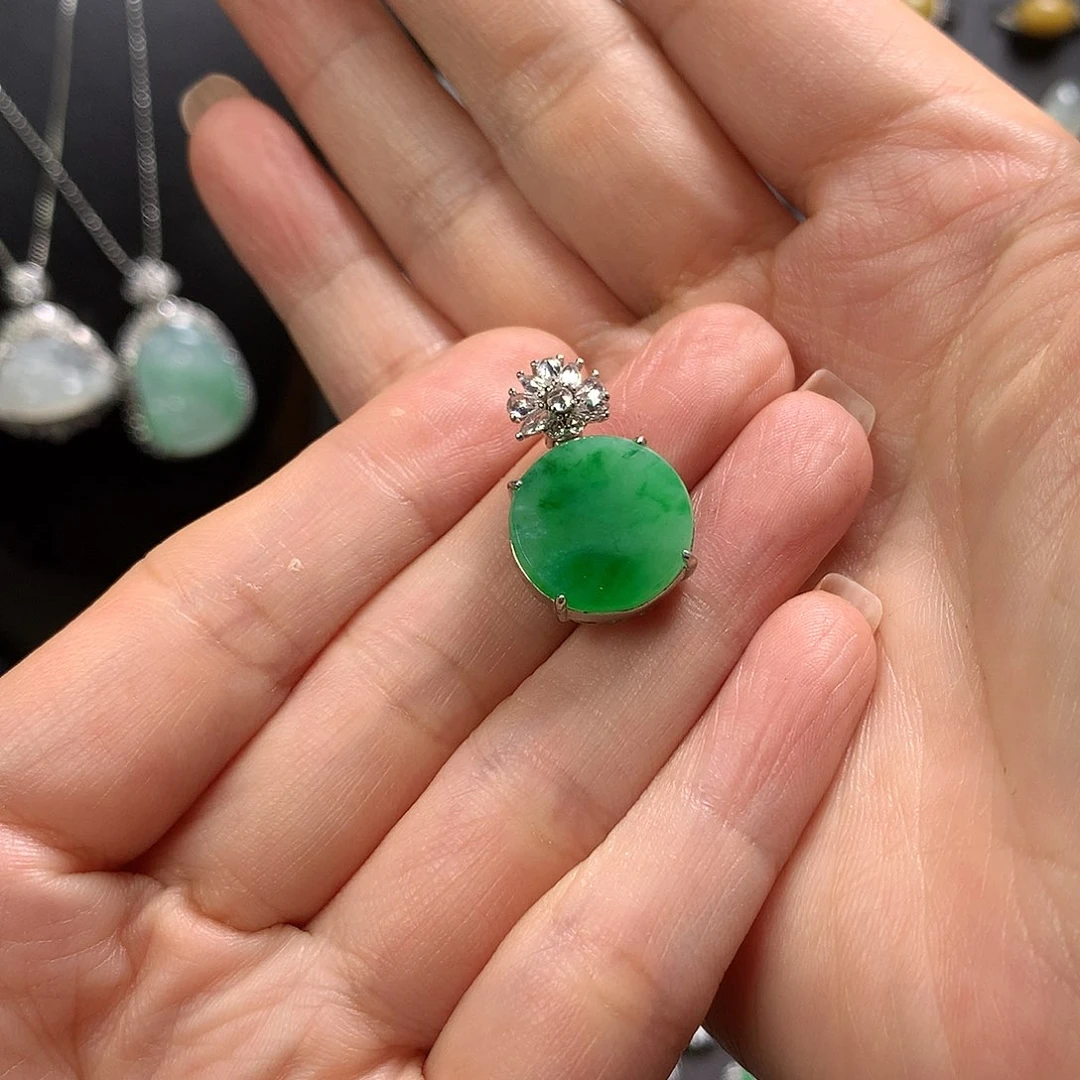 翡翠银S925镶嵌颈饰飞***鱼1111111