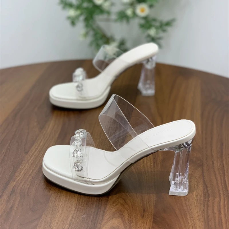 透明水钻粗跟气质新款水晶凉拖女2025夏季外穿性感超火高级感凉鞋
