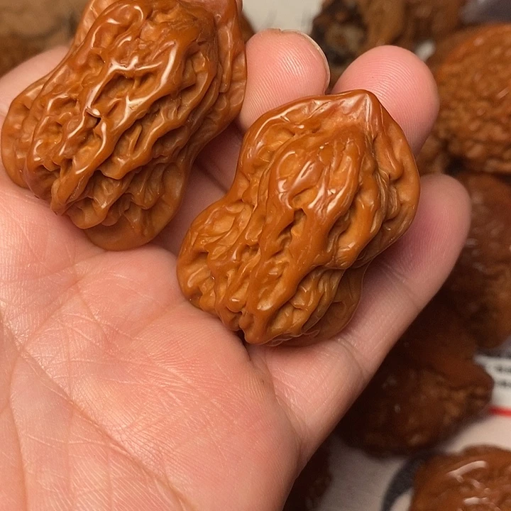 文玩核桃把件花生