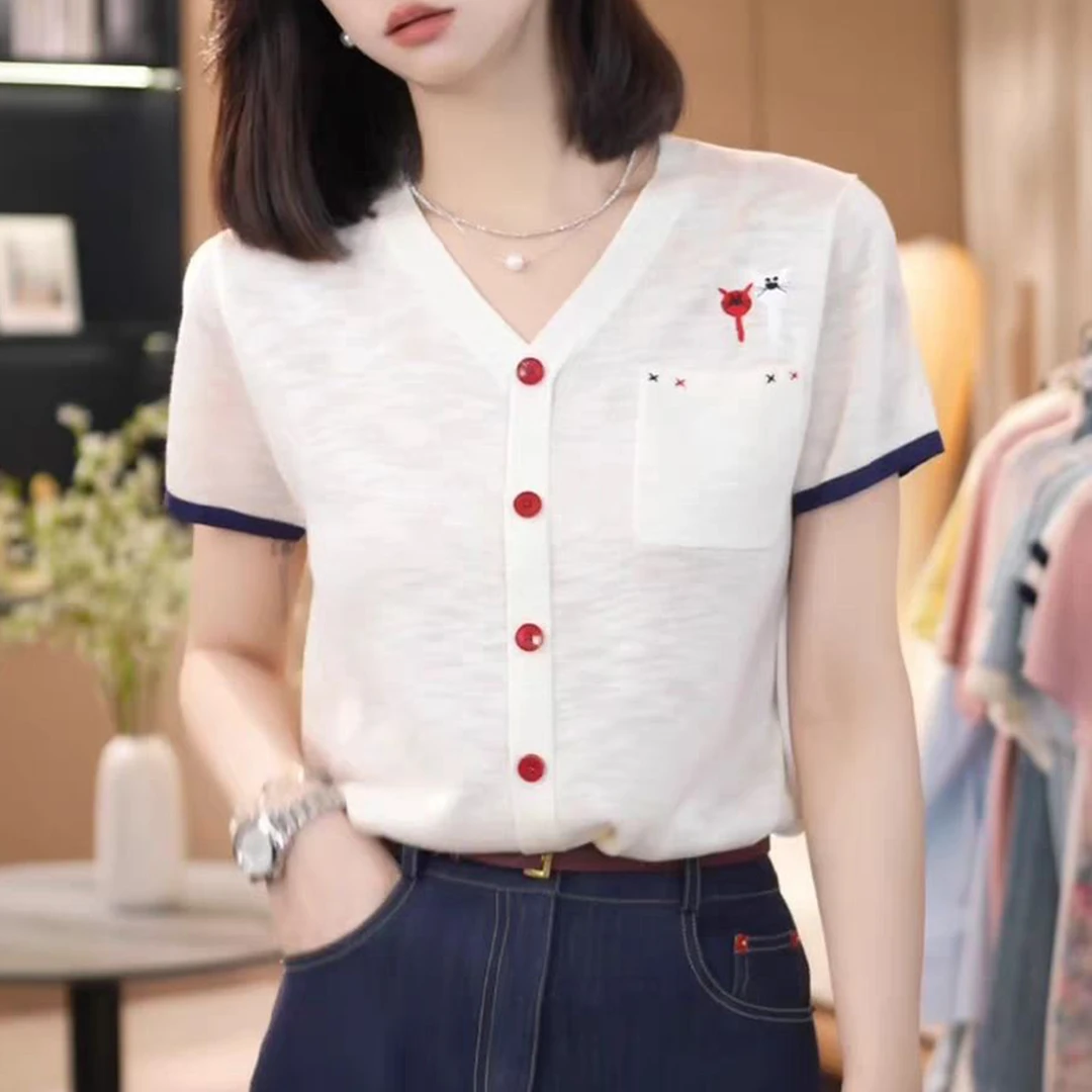 口袋v领镂空薄款冰丝针织开衫女2025新款夏季刺绣短袖针织衫上衣