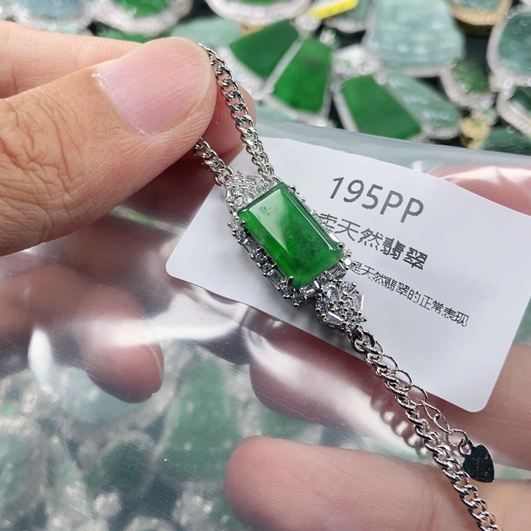 【闪购商品】颈饰未镶嵌翡翠