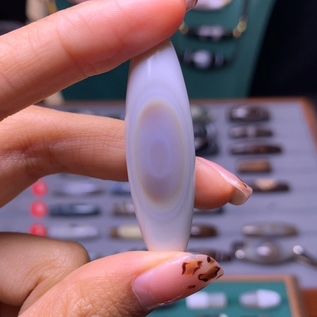 未镶嵌颈饰玛瑙/玉髓