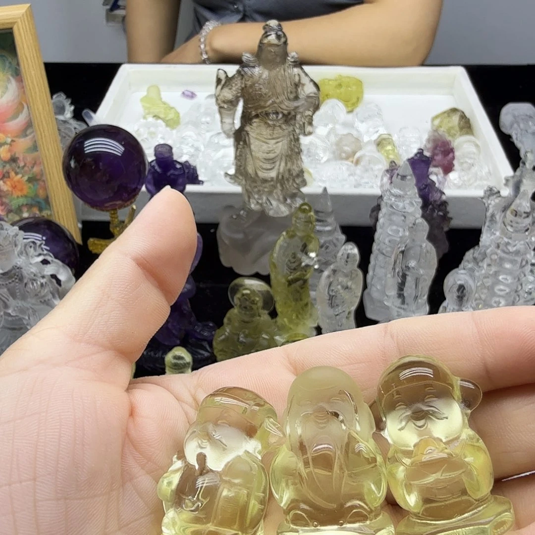 沐****水晶珠宝半成品未镶嵌