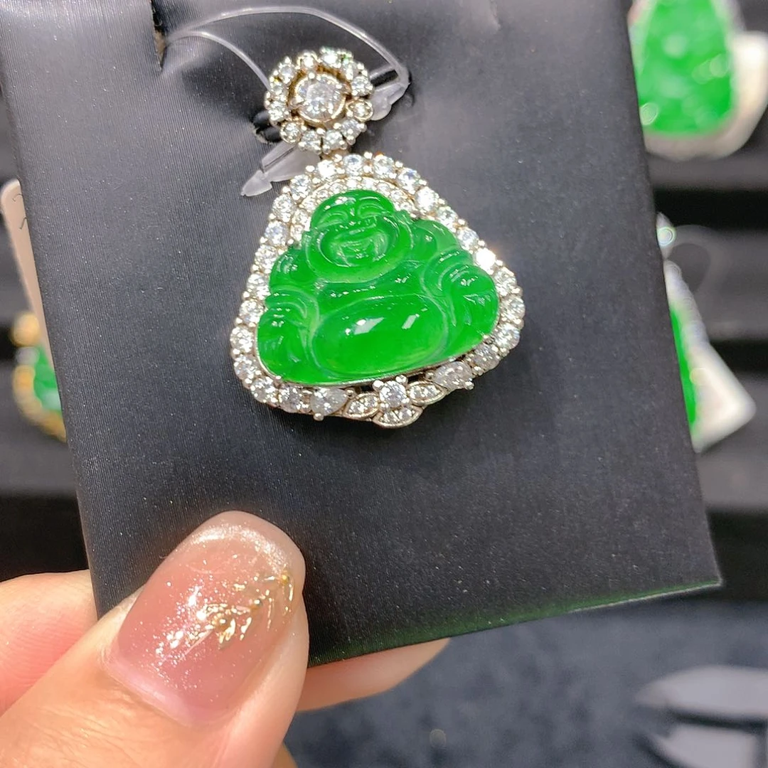 翡翠吊坠(赠链)银S925镶嵌555