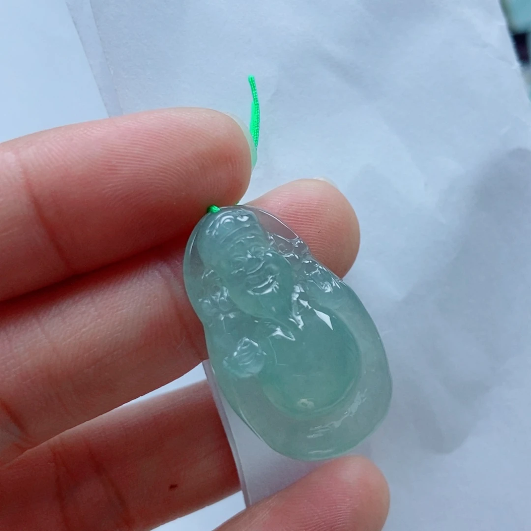 翡翠颈饰未镶嵌天然