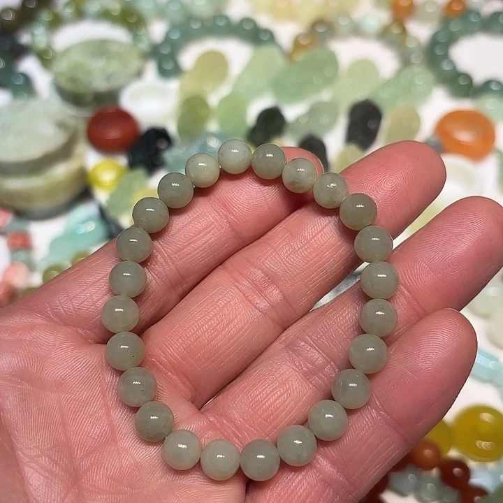 蛇纹石玉未镶嵌项链