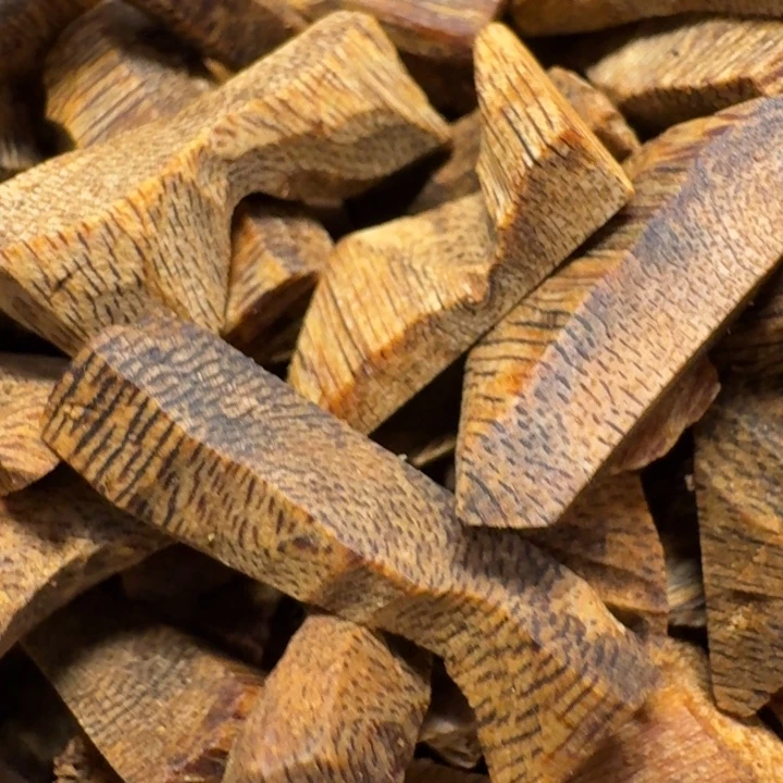 沉香碎屑沉香棋楠千里香高端牛肉干块料172克