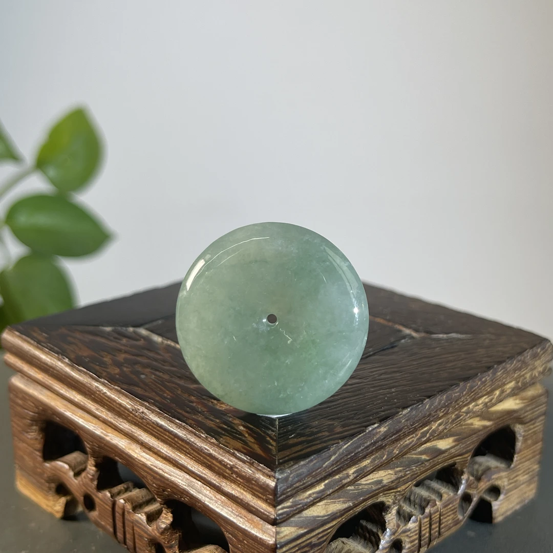 JYB29-76  天然缅甸A货翡翠  平安扣