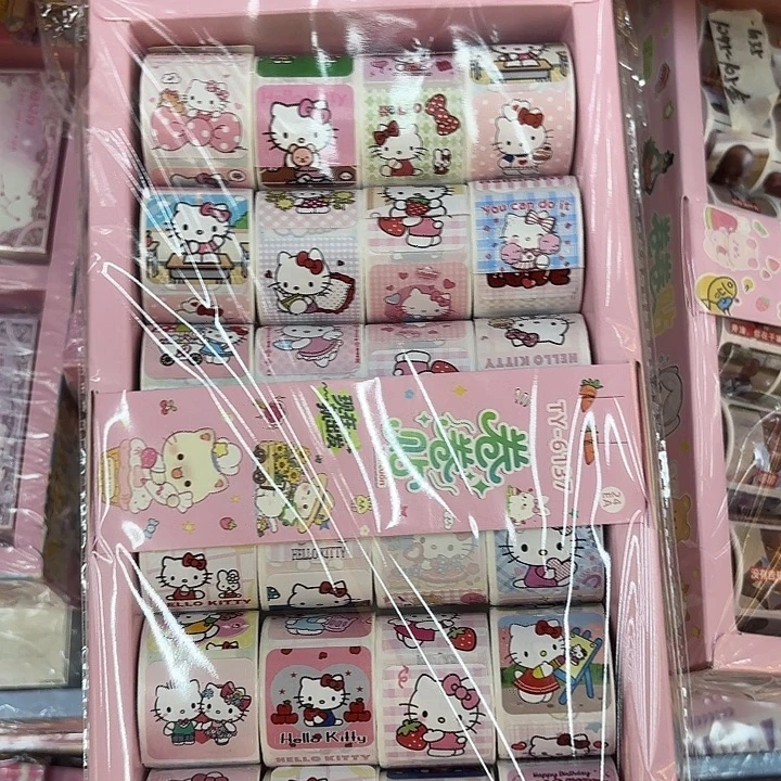 二十四个装凯蒂猫卷卷贴