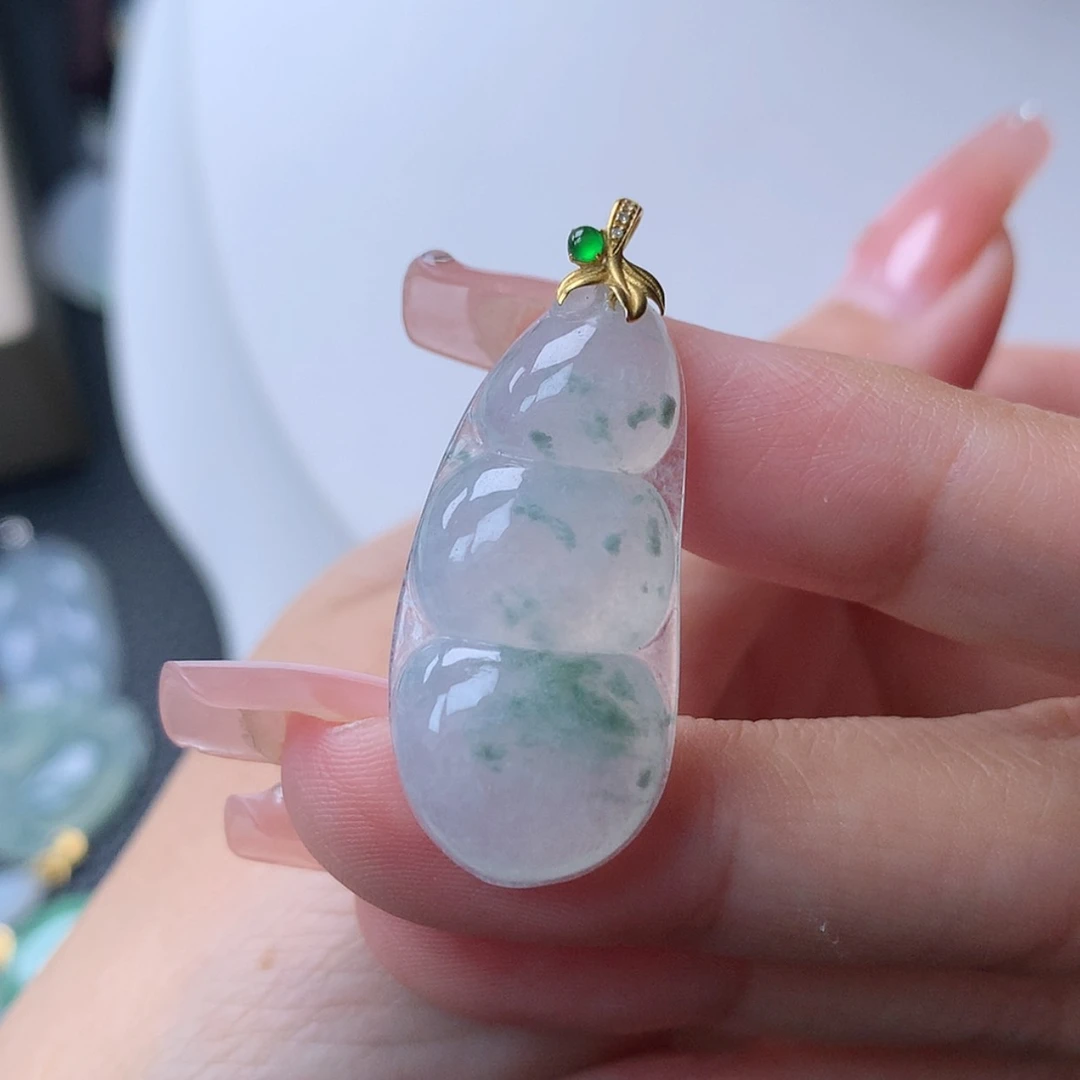 【闪购商品】翡翠18K金镶嵌吊坠(赠链)