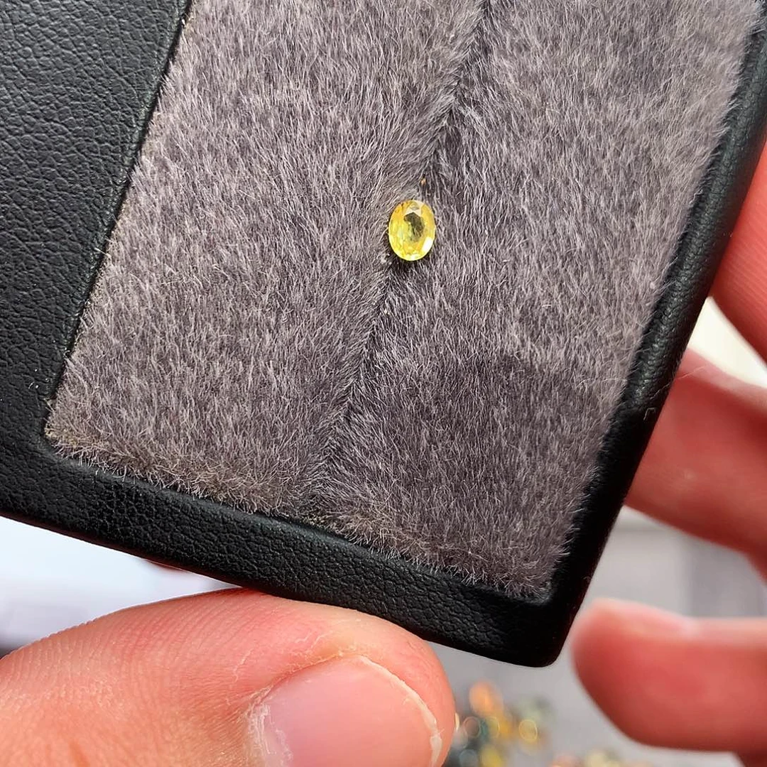 蓝宝石裸石0.20/9.9