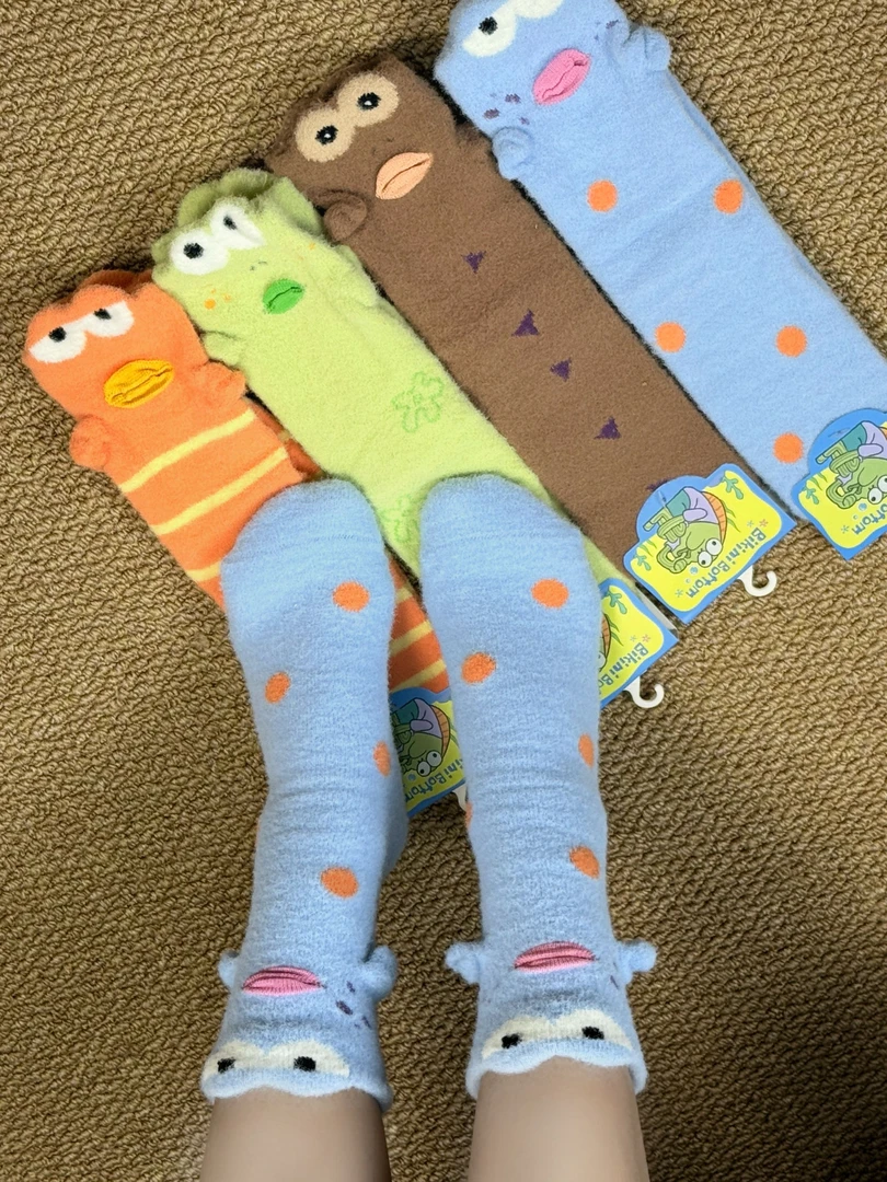 澳绒无骨加厚保暖搞怪卡通丑鱼中筒睡眠袜