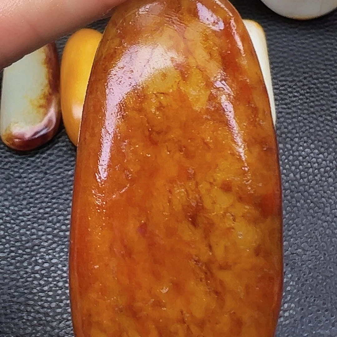 和田玉未镶嵌珠宝半成品