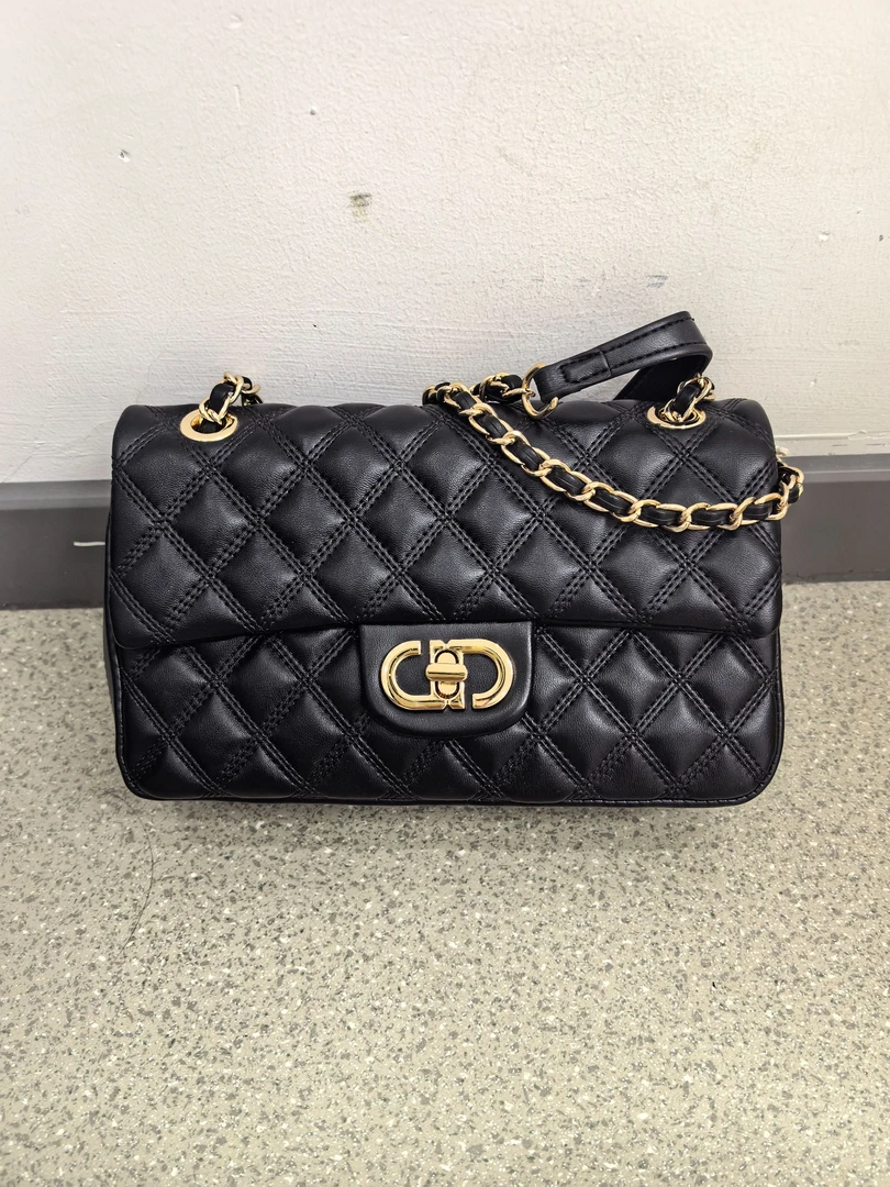 可依莱新款菱格高级感单肩腋下斜挎包DDBB601