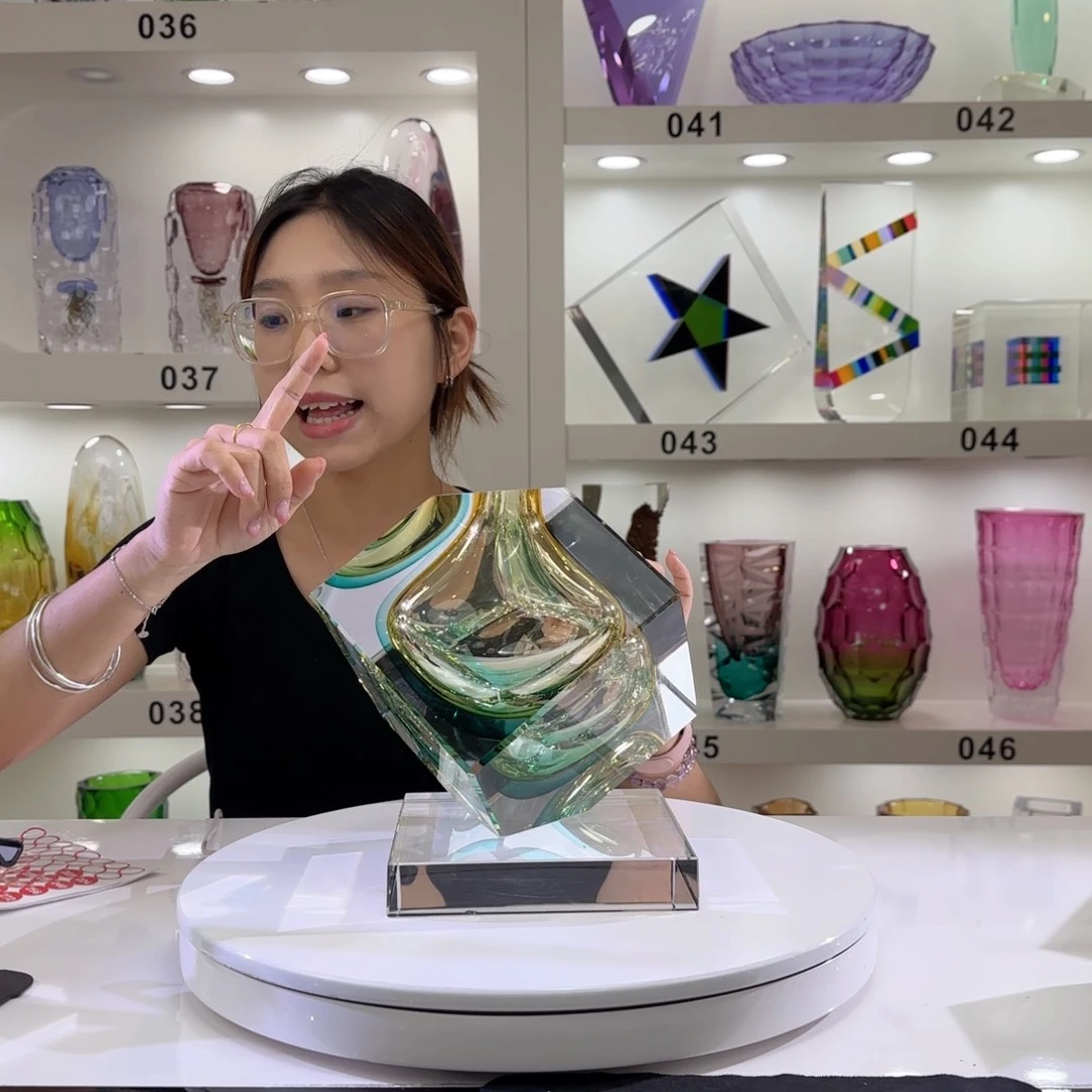 琉璃用****6湖水绿渐变茶金