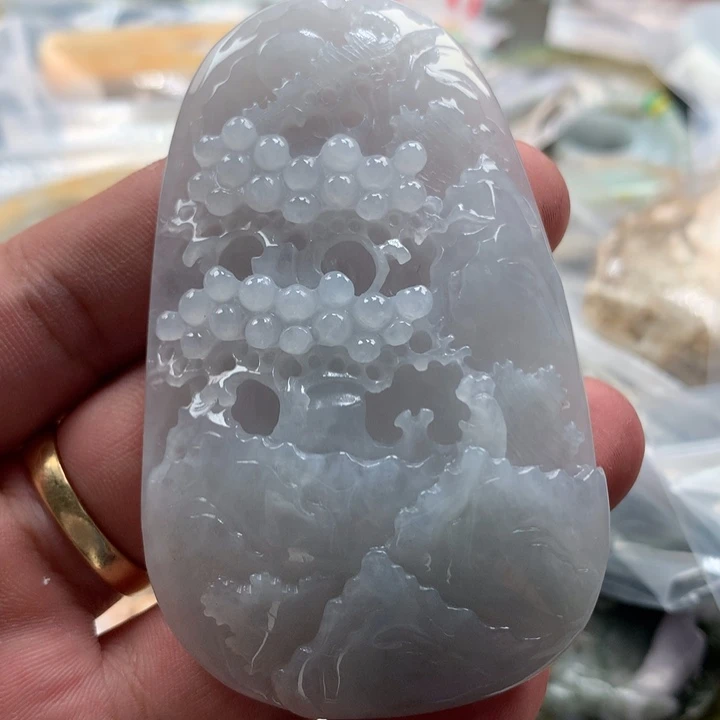 翡翠未镶嵌颈饰保真天然a货翡翠