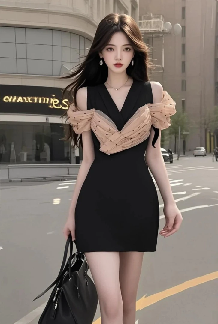 夏季新款2025黑色V领露肩收腰连衣裙女小众设计时尚高级气质显瘦