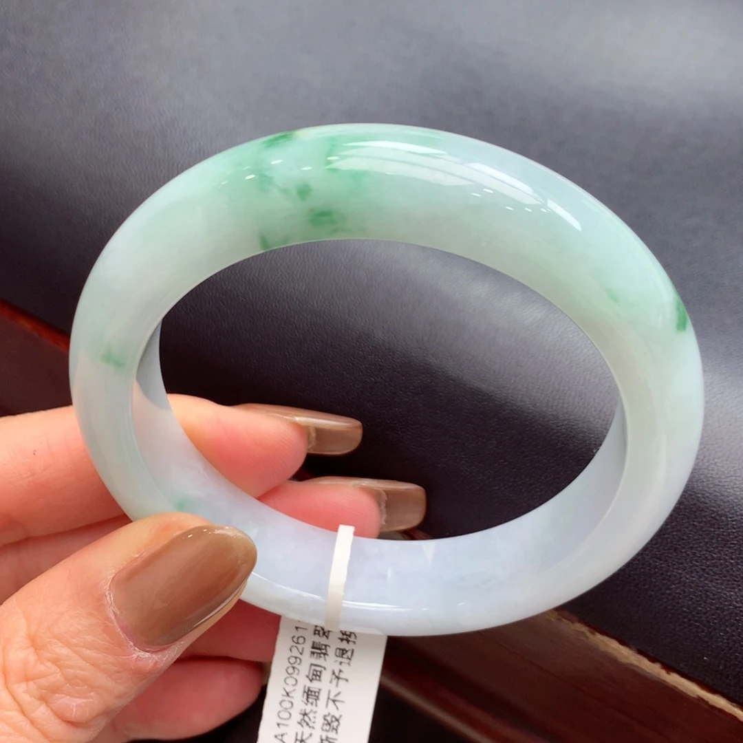 翡翠手镯未镶嵌缅甸翡翠手镯