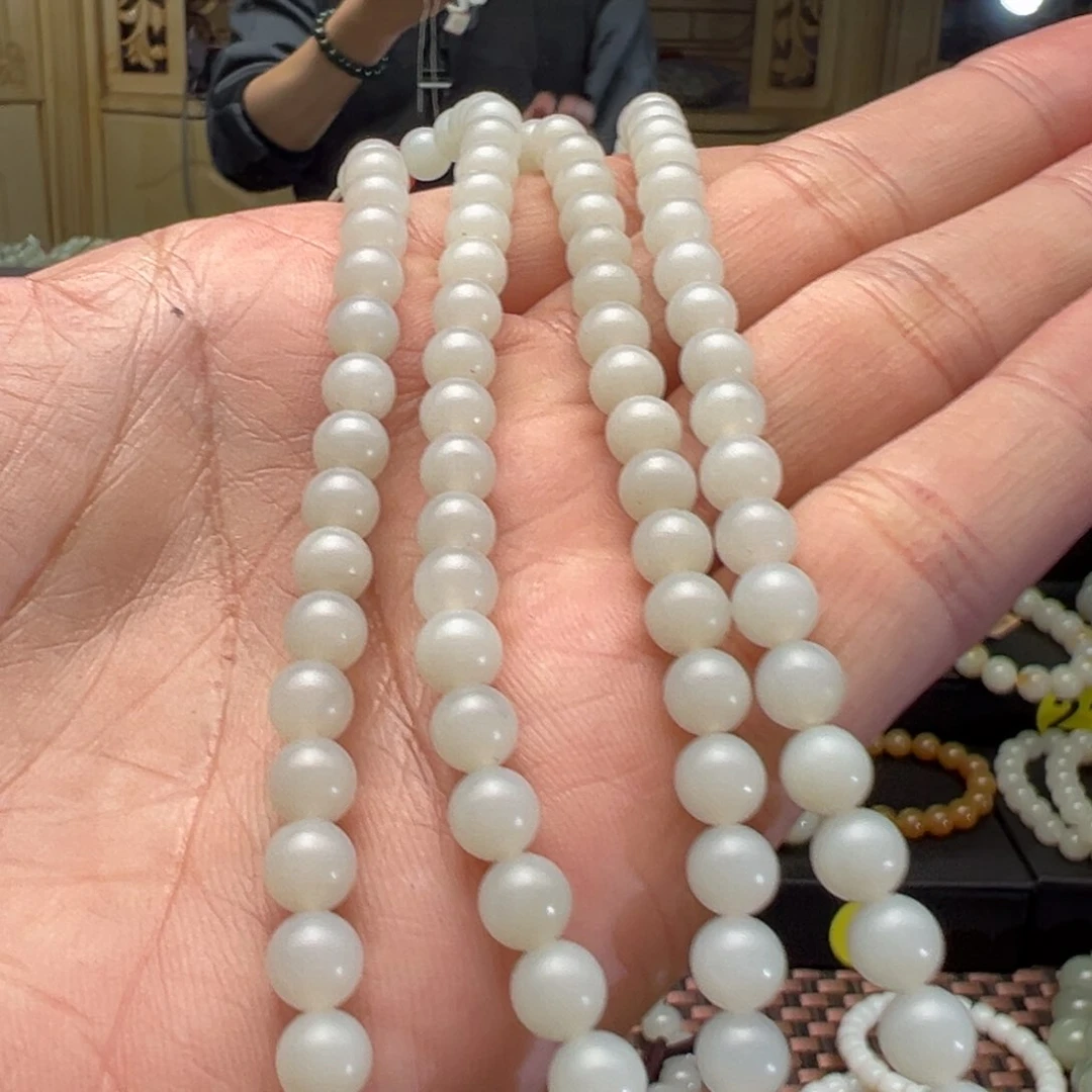 和田玉手串未镶嵌辛*卡6