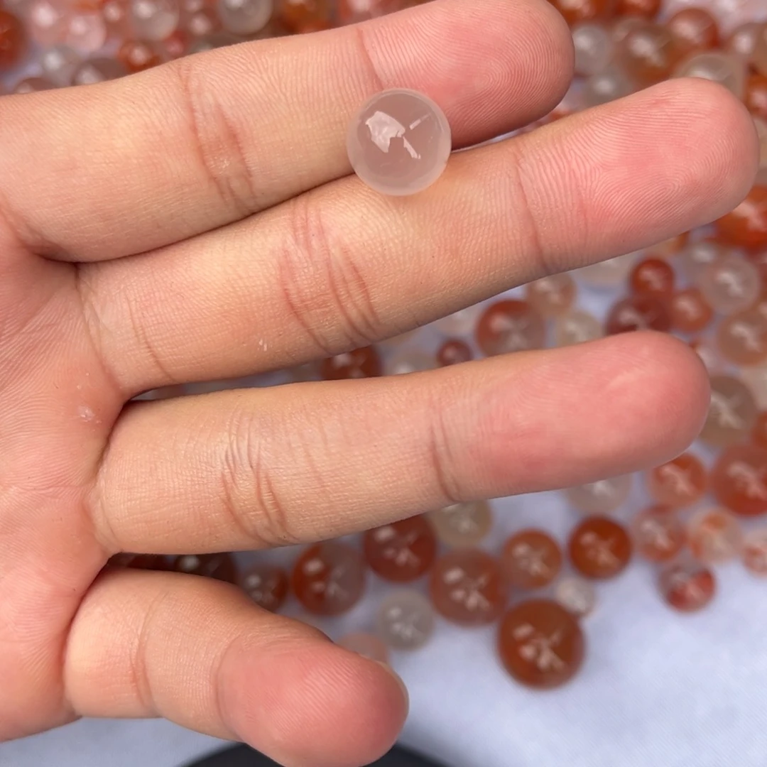 颈饰未镶嵌南红玛瑙