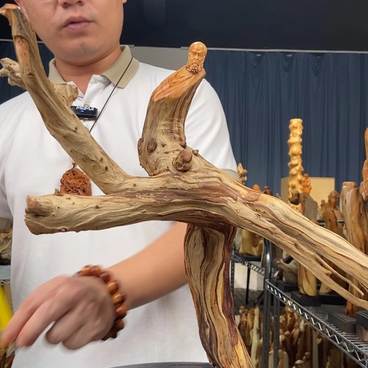 柏木（崖柏）随型摆件