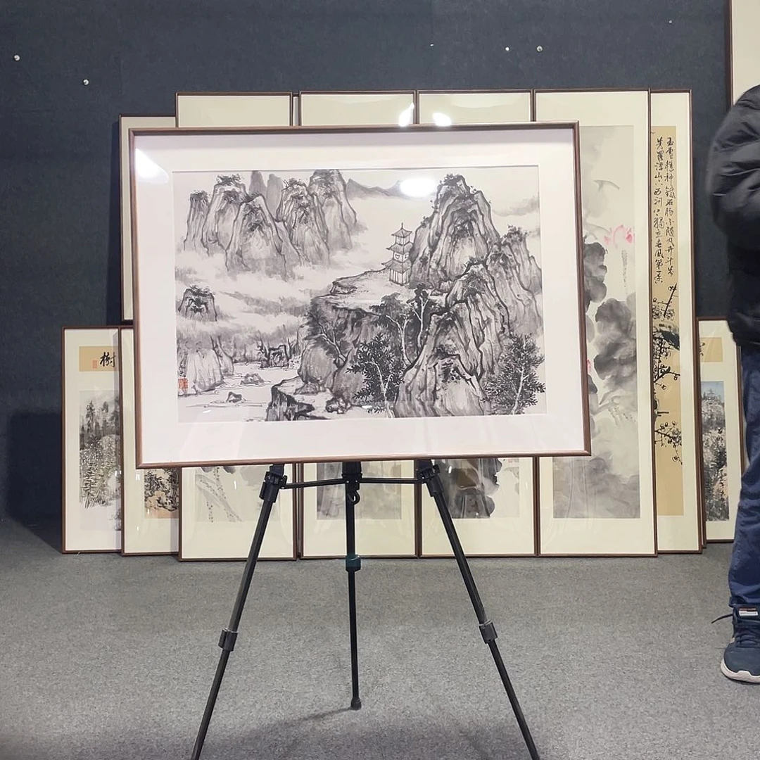 国画手绘画作品带框发