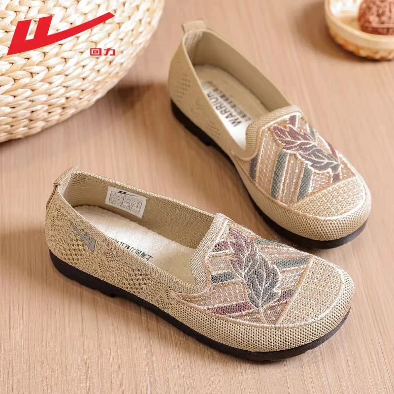 回力妈妈鞋软底防滑2025夏季爆款网面一脚蹬老北京桑蚕丝绣艺布鞋