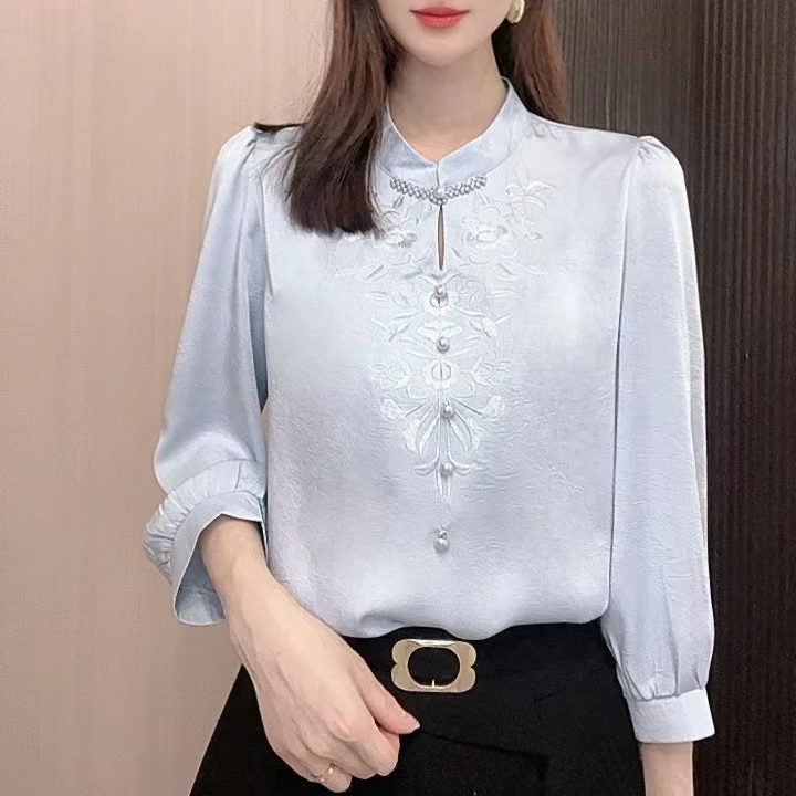 春季新款国风重工刺绣气质减龄遮肉显瘦女士小衫衬衫