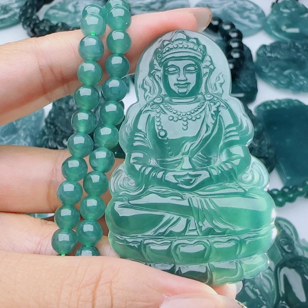 颈饰未镶嵌翡翠多样性发货天然的A货翡翠