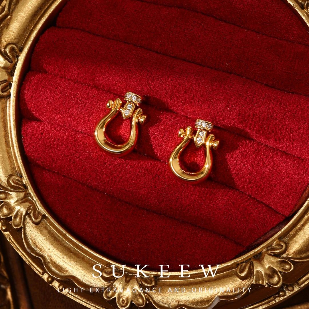 SUKEEW/酥可 镀k金【蹄印生辉】质感轻奢马蹄复古耳环499002