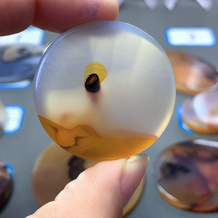 未镶嵌颈饰玛瑙/玉髓