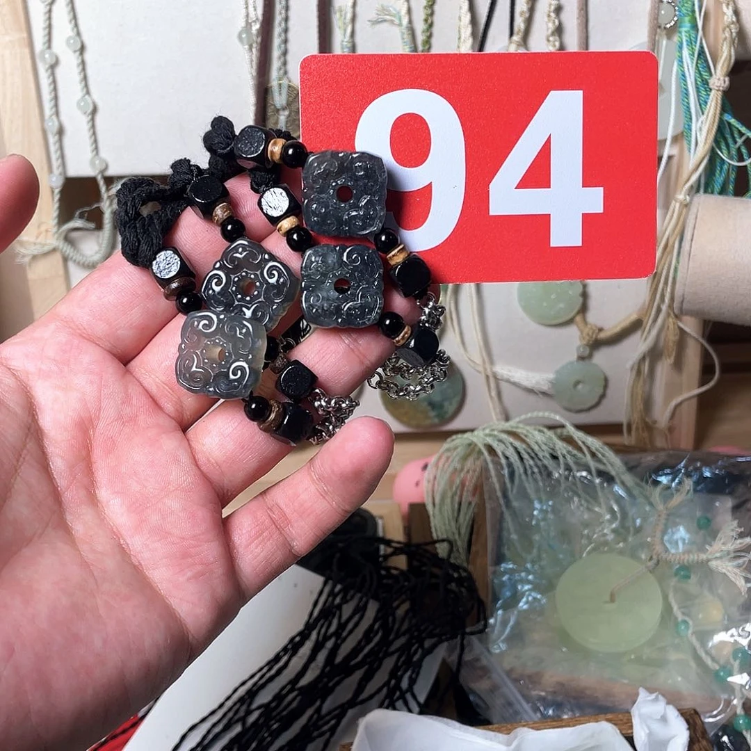 蛇纹石玉合金颈饰