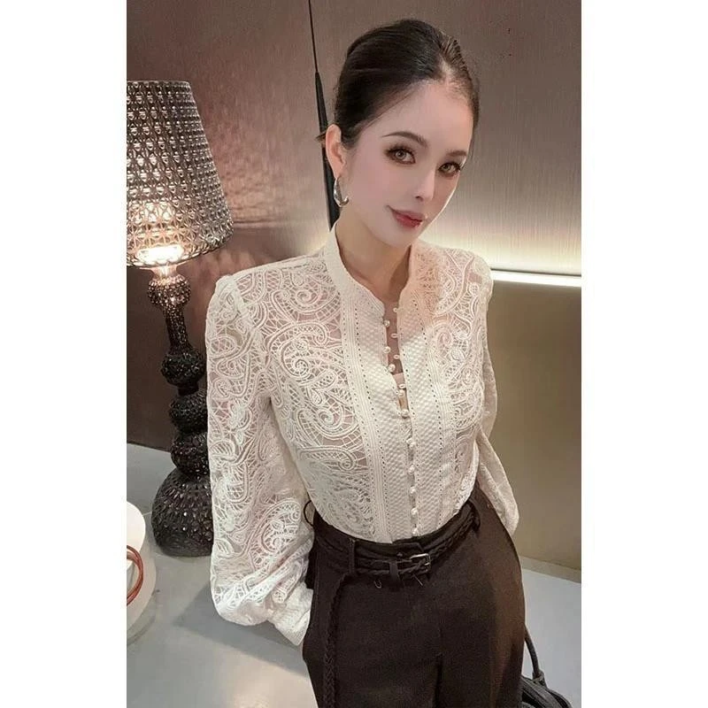 韩版小香风单排扣镂空钩花立领长袖蕾丝衫女2025秋季新款简约上衣