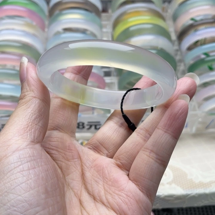 玛瑙/玉髓未镶嵌手镯56圈口