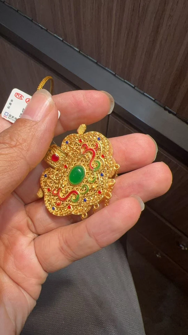 足银银制品 门生绿色20k吊坠   金包999