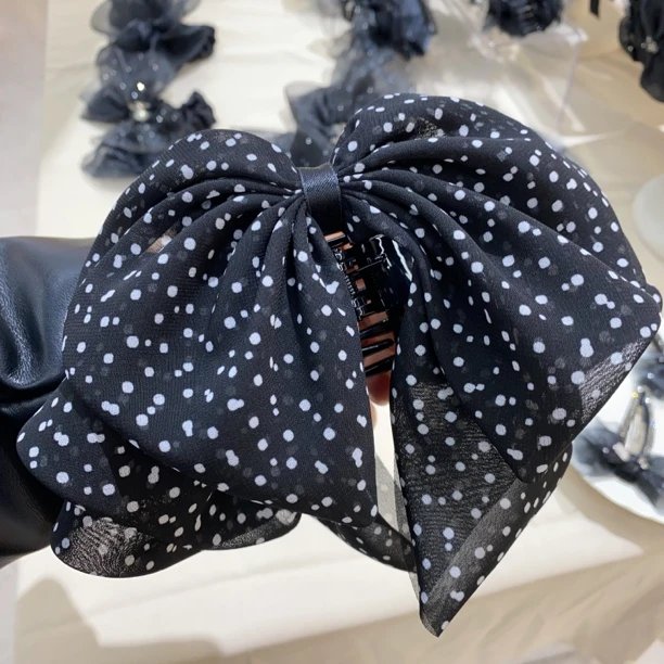 A194黑色波点马尾抓夹