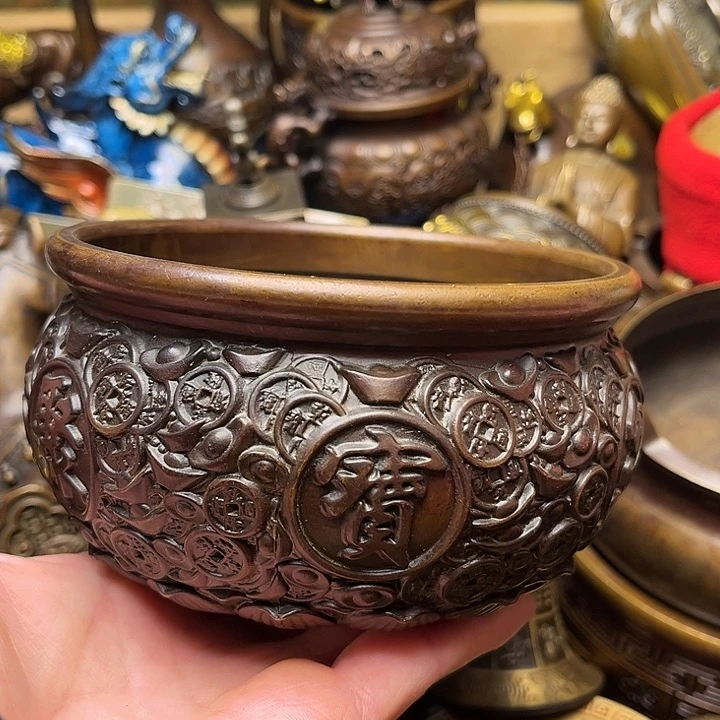 精美铜器批发档口