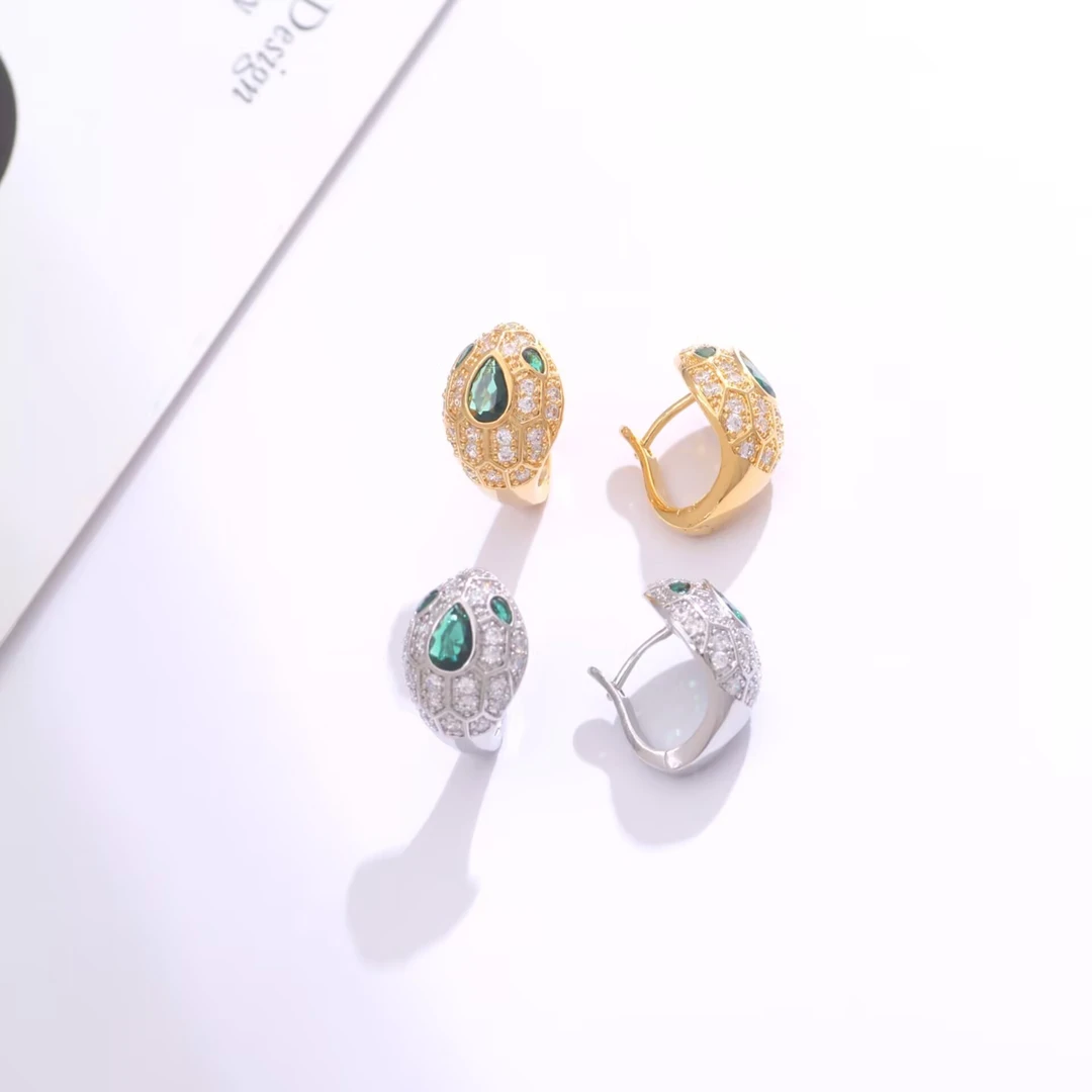 铜合金耳饰 《货号9290》复古微镶绿色蛇头耳扣耳环