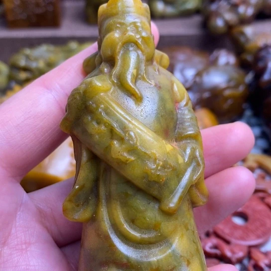 蛇纹石玉未镶嵌颈饰131