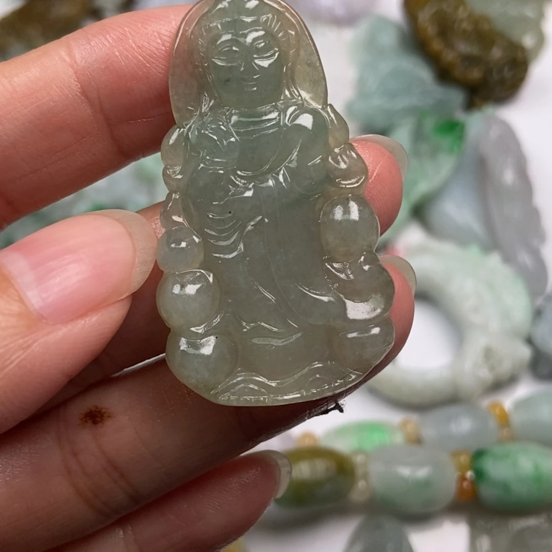 定制翡翠未镶嵌翡翠