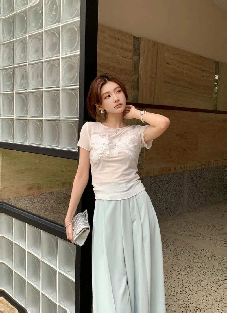 【芝士Cheese】诺丁山白桥 夏季圆领花卉刺绣气质百搭时尚短袖上衣